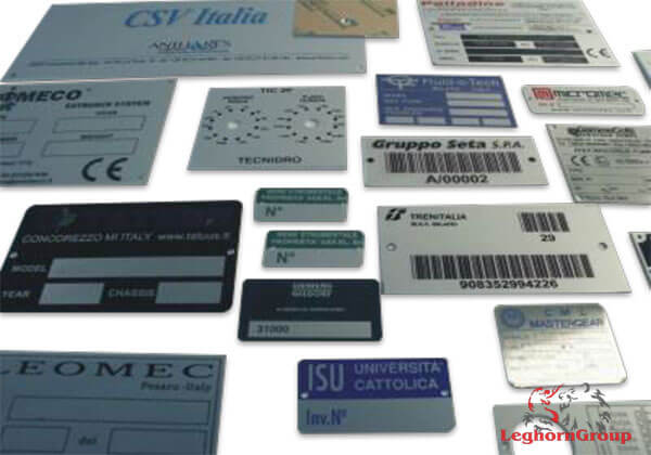 Gravure personnalisée Plaque signalétique de l'étiquette métallique en  acier inoxydable - Chine Plaque signalétique et nom de la plaque de métal  prix